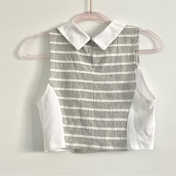 BCBGeneration Cropped Collar Tank NWT - Picture 4 of 6